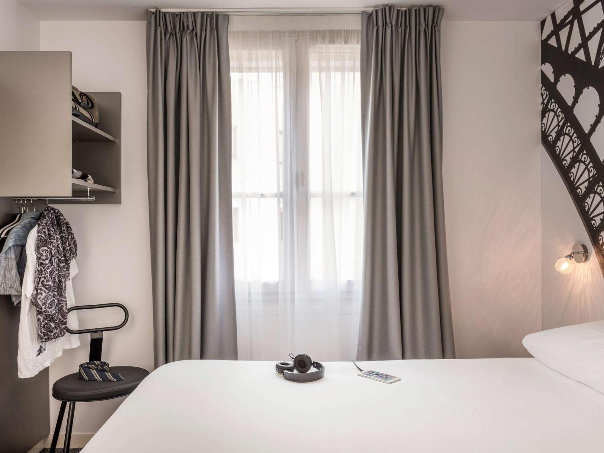 Отель Ibis Styles Paris Eiffel Cambronne Экстерьер фото