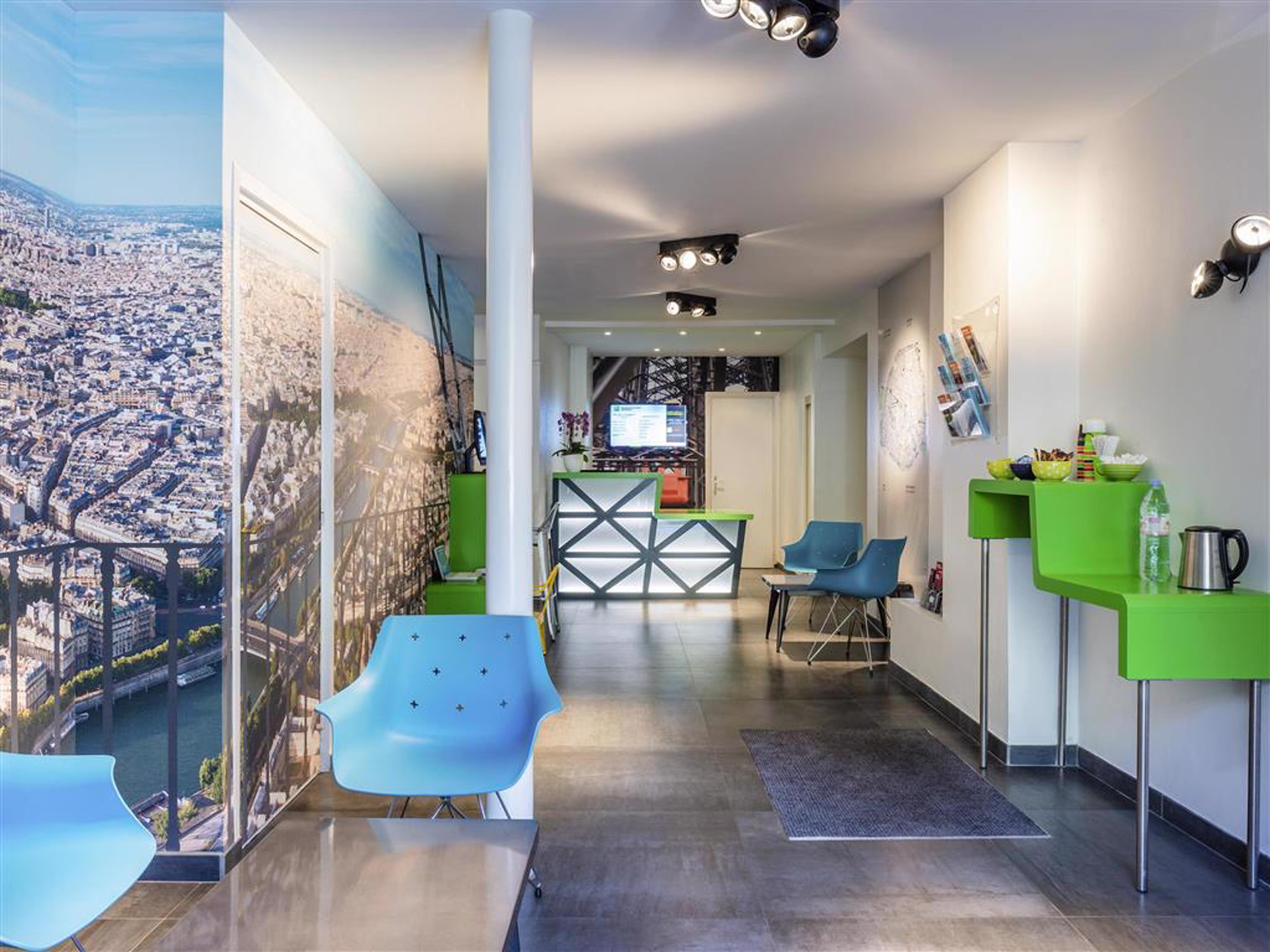Отель Ibis Styles Paris Eiffel Cambronne Экстерьер фото